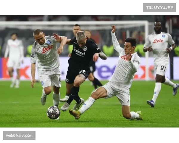 德甲新赛季战术观察:莱比锡红牛聘请的防守教练以擅长调教混合体系闻名 德甲新赛季战术观察:莱比锡红牛聘请的防守教练以擅长调教混合体系闻名